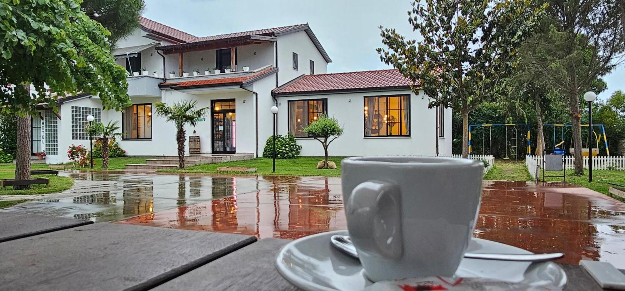 Green Park Divjake Ngoại thất bức ảnh